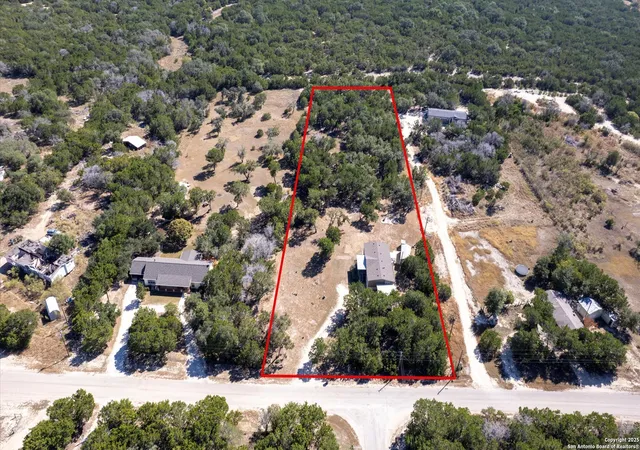 Photo 2 of Single family home for sale at 3309 Forest Trail Dr, Bandera, TX 78003 | MLS# 1922361 | Listing updated on 2026-07-24