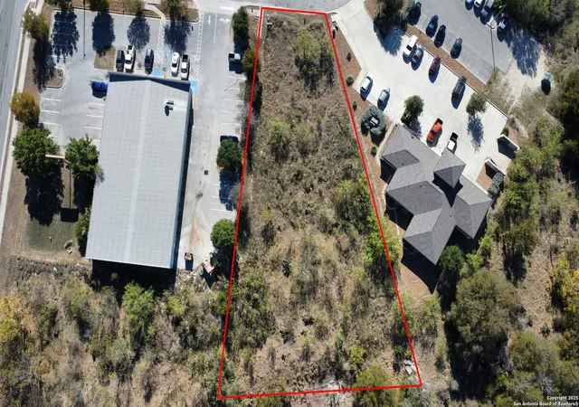 2nd image of 106 Willow Springs Dr, San Marcos, TX 78666 | MLS# 1922383