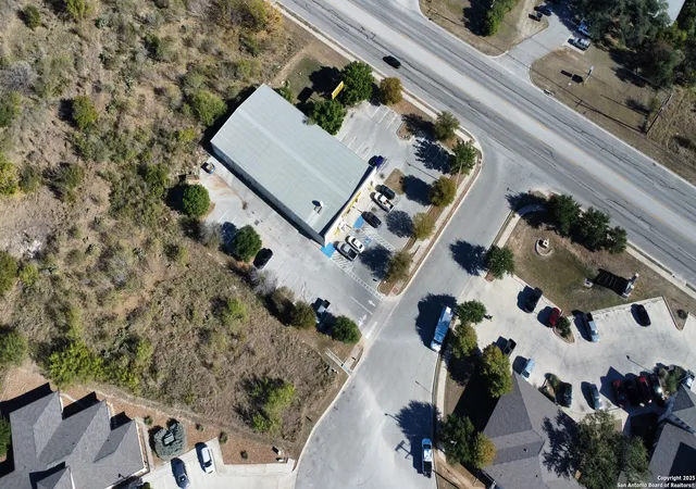 9th image of 106 Willow Springs Dr, San Marcos, TX 78666 | MLS# 1922383
