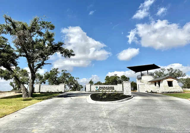 Photo 4 of Land for sale at 1713 Paradise Parkway, Canyon Lake, TX 78133 | MLS# 1922390 | Listing updated on 2025-11-23