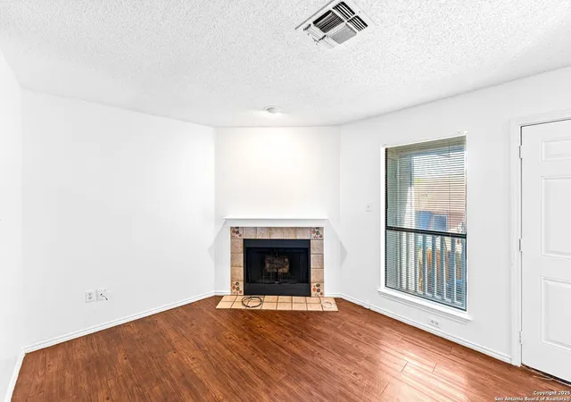 Photo 3 of Sale Pending at 7568 Windsor Oaks, San Antonio, TX 78239 | MLS# 1922401 | Listing updated on 2026-03-16