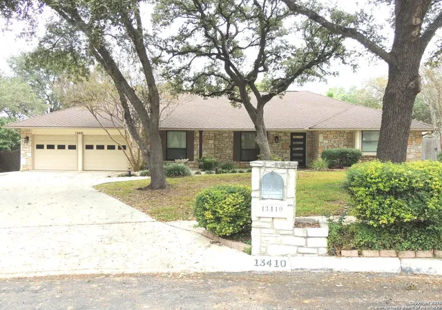 Photo 2 of Sale Pending at 13410 Lobelia, San Antonio, TX 78232 | MLS# 1922417 | Listing updated on 2026-01-21
