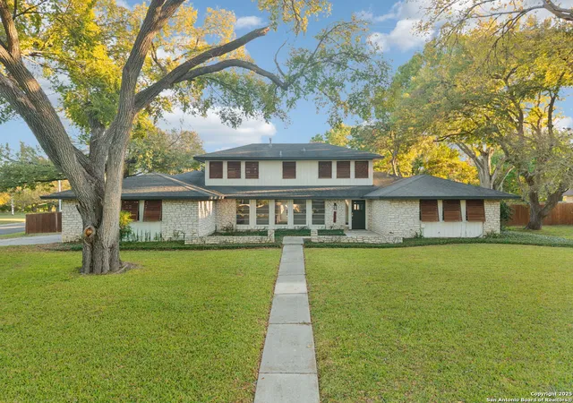 5th image of 1939 Wayside, Seguin, TX 78155 | MLS# 1922452