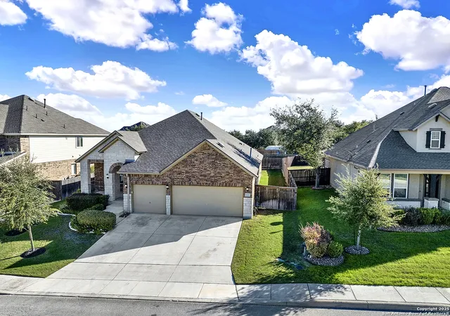Photo 3 of Sale Pending at 8312 Merchants Ldg, San Antonio, TX 78255 | MLS# 1922494 | Listing updated on 2025-12-09