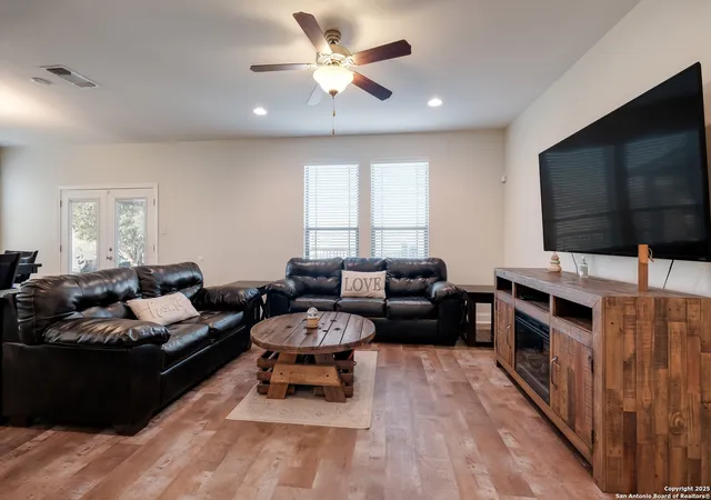 3rd image of 7207 Kitty, Converse, TX 78109 | MLS# 1922545
