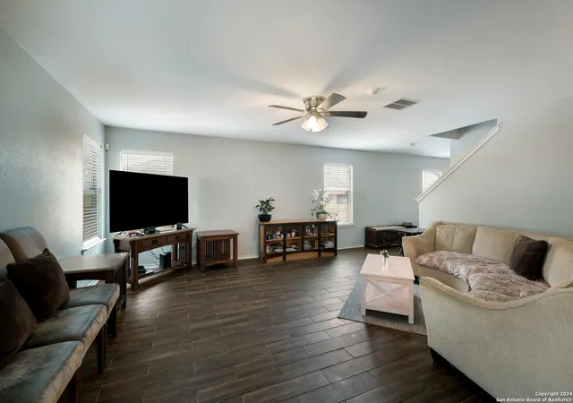 Photo 4 of Single family home for sale at 7115 Horizon Star, San Antonio, TX 78252 | MLS# 1922551 | Listing updated on 2026-03-30