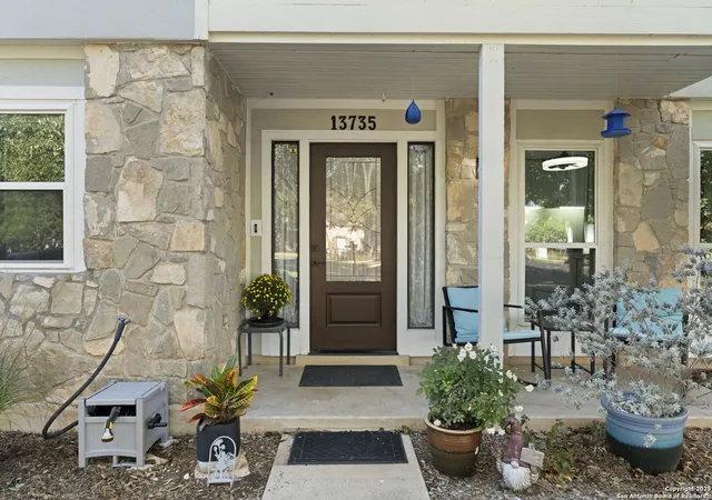 Photo 3 of Sale Pending at 13735 Forest Rock, San Antonio, TX 78231 | MLS# 1922553 | Listing updated on 2025-11-28