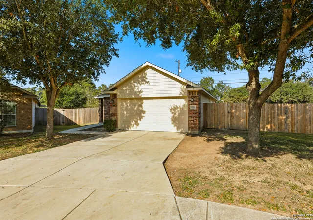 2nd image of 5703 Cardinal Falls, San Antonio, TX 78239 | MLS# 1922574