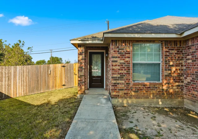 Photo 3 of Sale Pending at 5703 Cardinal Fls, San Antonio, TX 78239 | MLS# 1922574 | Listing updated on 2026-05-05