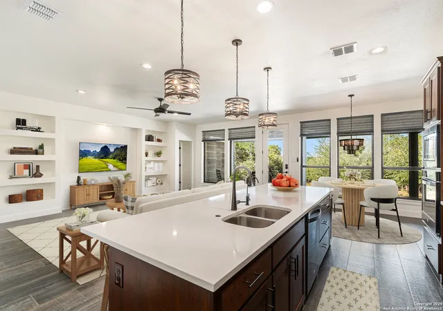 Photo 4 of Sale Pending at 1171 Heritage, Canyon Lake, TX 78133 | MLS# 1922599 | Listing updated on 2025-12-01