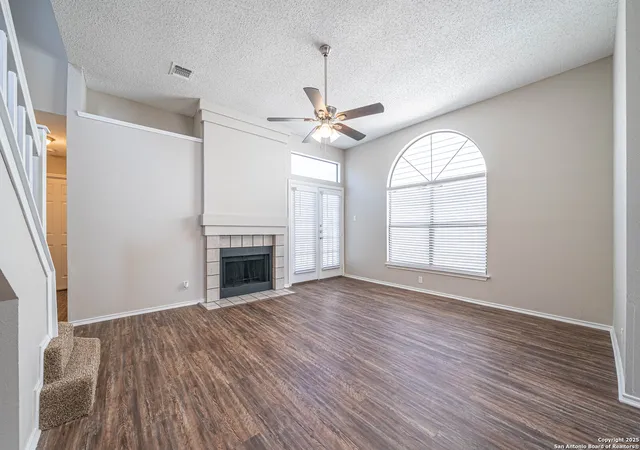Photo 4 of Sale Pending at 9323 Valley Hedge, San Antonio, TX 78250 | MLS# 1922642 | Listing updated on 2026-01-06