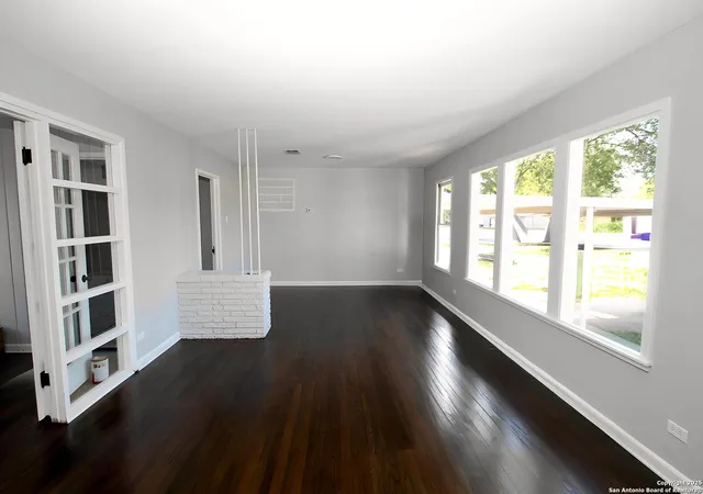 3rd image of 516 Aviation, Schertz, TX 78154 | MLS# 1922682