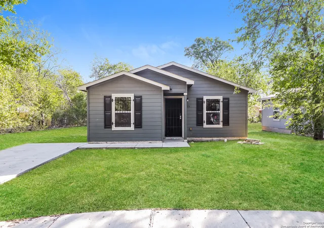 Photo 1 of Single family home for sale at 126 San Ignacio, San Antonio, TX 78237 | MLS# 1922697 | Listing updated on 2026-02-14
