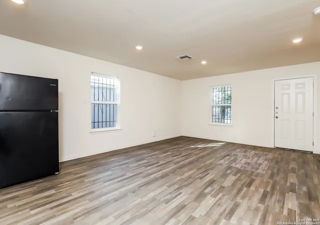 Photo 3 of Single family home for sale at 126 San Ignacio, San Antonio, TX 78237 | MLS# 1922697 | Listing updated on 2026-02-14