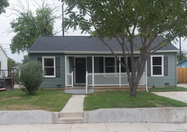 Homes for sale in San Antonio, TX | 2407 W Mistletoe Ave, San Antonio, TX 78228 | MLS# 1922709