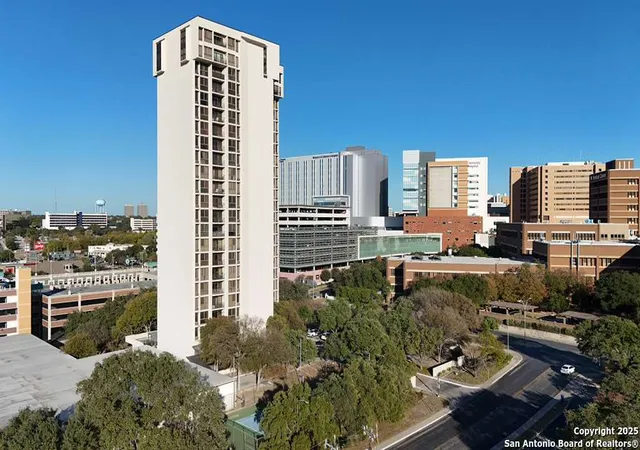 Photo 3 of Sale Pending at 7701 Wurzbach Rd #807, San Antonio, TX 78229 | MLS# 1922712 | Listing updated on 2026-02-05