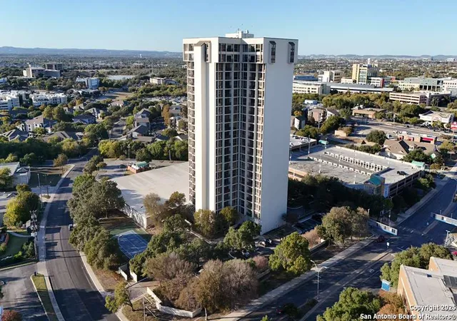 Photo 3 of Sale Pending at 7701 Wurzbach Rd #807, San Antonio, TX 78229 | MLS# 1922712 | Listing updated on 2026-02-05