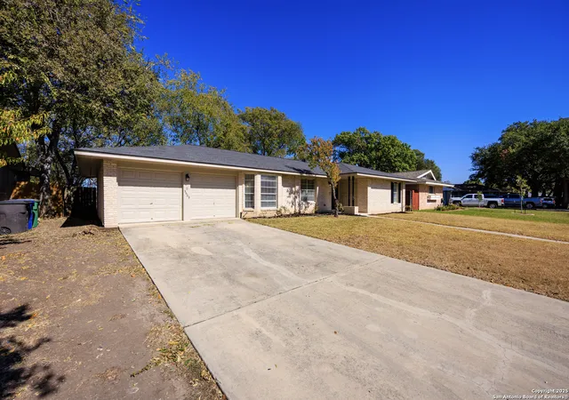 2nd image of 3603 Stonehaven, San Antonio, TX 78230 | MLS# 1922718