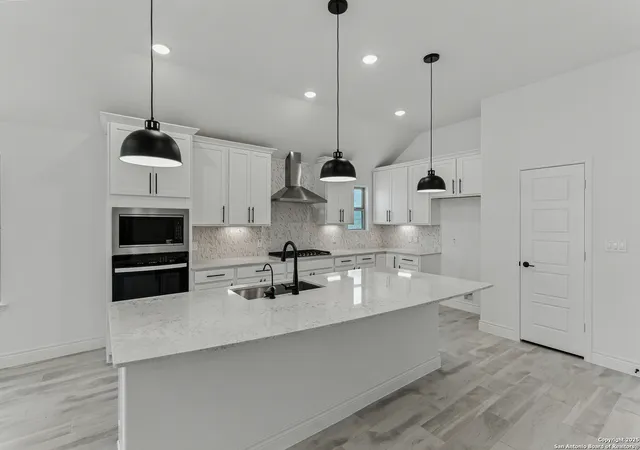 3rd image of 341 Bodensee, New Braunfels, TX 78130 | MLS# 1922732