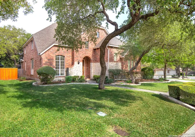 Photo 2 of Sale Pending at 406 Penstemon, San Antonio, TX 78256 | MLS# 1922778 | Listing updated on 2026-04-10