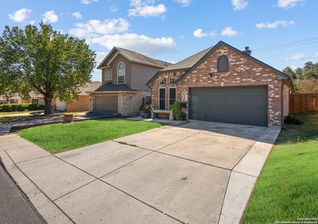 Photo 2 of Sale Pending at 15223 Spring Mist, San Antonio, TX 78247 | MLS# 1922804 | Listing updated on 2025-12-02