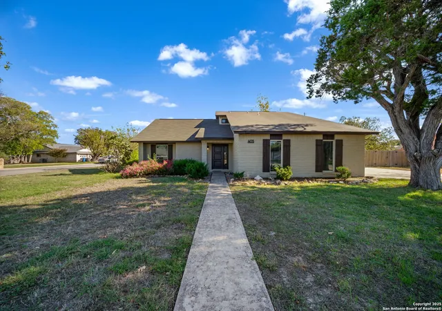 1st image of 405 W Tanglewood, New Braunfels, TX 78130 | MLS# 1922825