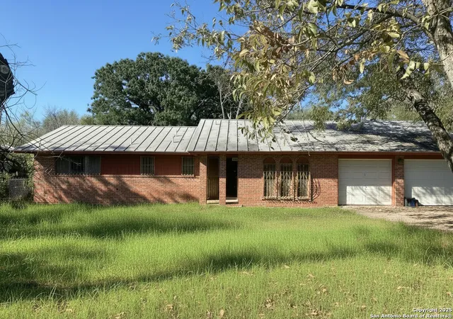 Photo 1 of Single family home for sale at 127 Roesler Rd, San Antonio, TX 78220 | MLS# 1922832 | Listing updated on 2026-02-17