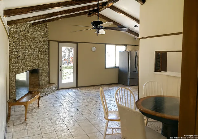 Photo 3 of Single family home for sale at 127 Roesler Rd, San Antonio, TX 78220 | MLS# 1922832 | Listing updated on 2026-02-17