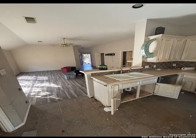 Photo 2 of Single family home for sale at 21218 Willow Glade, Katy, TX 77450 | MLS# 1922834 | Listing updated on 2025-12-05