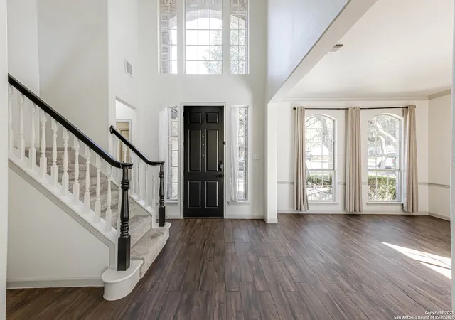 Photo 3 of Sale Pending at 1154 Blf Forest, San Antonio, TX 78248 | MLS# 1922839 | Listing updated on 2025-12-02