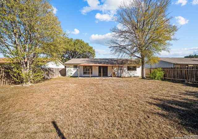 Photo 3 of Sale Pending at 3415 Meadow Dr, San Antonio, TX 78251 | MLS# 1922860 | Listing updated on 2026-02-17