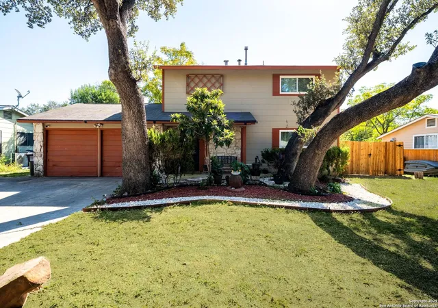 Photo 1 of Sale Pending at 9810 Wahada Ave, San Antonio, TX 78217 | MLS# 1922892 | Listing updated on 2025-12-09