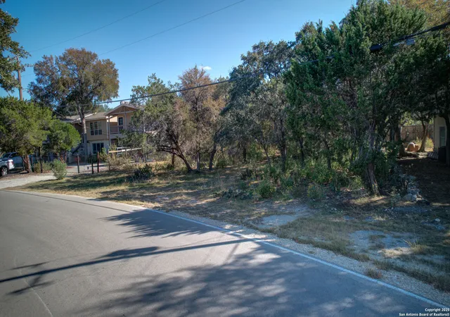 10th image of 1042 Janet, Canyon Lake, TX 78133 | MLS# 1922902