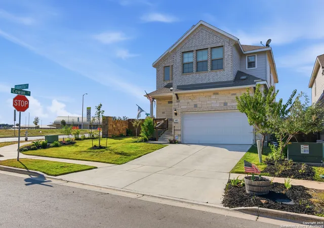 2nd image of 605 Jaboncillo, New Braunfels, TX 78132 | MLS# 1922911