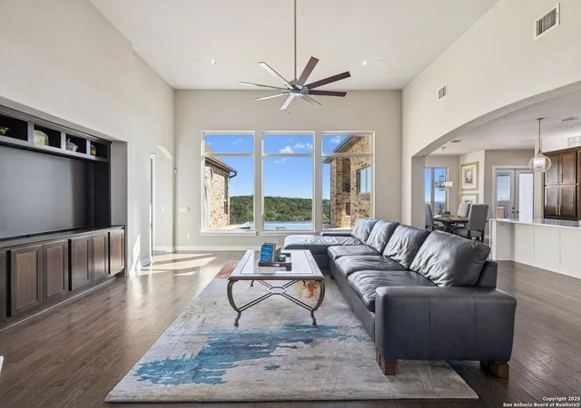 Photo 3 of Sale Pending at 7810 Vanity, San Antonio, TX 78256 | MLS# 1922912 | Listing updated on 2025-12-05