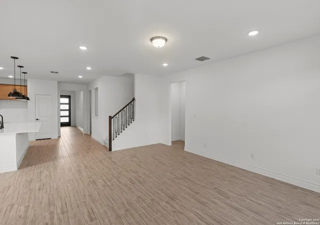4th image of 604 Pony Bend, Boerne, TX 78006 | MLS# 1922951