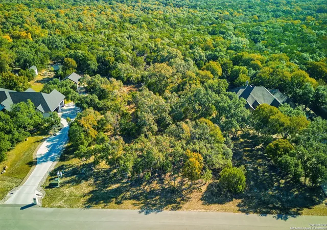 2nd image of 564 Saxet, Spring Branch, TX 78070 | MLS# 1922975