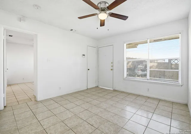 3rd image of 7774 Skolout, San Antonio, TX 78227 | MLS# 1922985