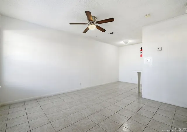 5th image of 7774 Skolout, San Antonio, TX 78227 | MLS# 1922985
