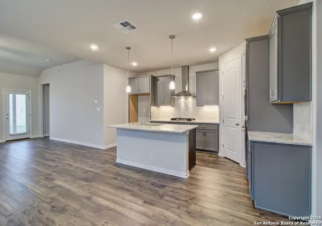 Photo 3 of Sale Pending at 1307 Red Fox, Seguin, TX 78155 | MLS# 1922997 | Listing updated on 2026-03-30
