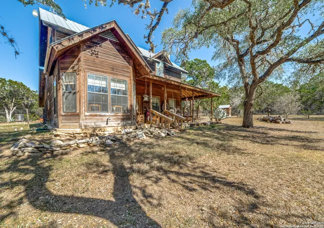 Photo 4 of Sale Pending at 1259 Forest Trl Dr, Bandera, TX 78003 | MLS# 1923037 | Listing updated on 2026-01-14