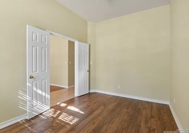 Photo 4 of Sale Pending at 112 Storm Mountain Rd, Cibolo, TX 78108 | MLS# 1923077 | Listing updated on 2026-03-25