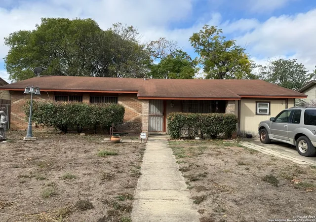 Photo 3 of Sale Pending at 9331 Odem, San Antonio, TX 78224 | MLS# 1923088 | Listing updated on 2026-04-13