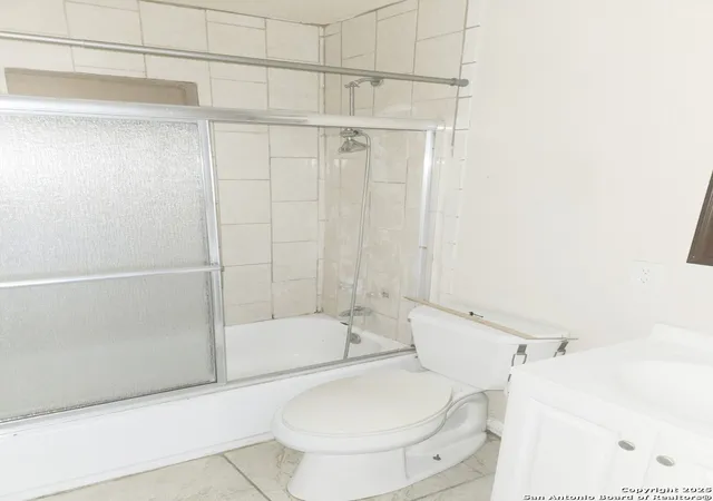 Photo 3 of Single family home for sale at 2806 Ferncircle, San Antonio, TX 78224 | MLS# 1923114 | Listing updated on 2026-02-19