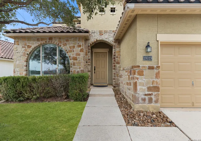 Photo 3 of Sale Pending at 18019 Muir Glen, San Antonio, TX 78257 | MLS# 1923122 | Listing updated on 2026-04-02