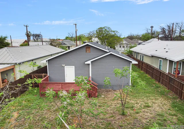 Homes for sale in San Antonio, TX | 130 Vitra Pl, San Antonio, TX 78210 | MLS# 1923141