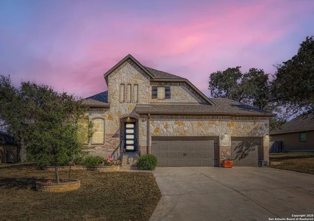Photo 1 of Sale Pending at 28014 Amalfi, San Antonio, TX 78260 | MLS# 1923156 | Listing updated on 2025-12-10