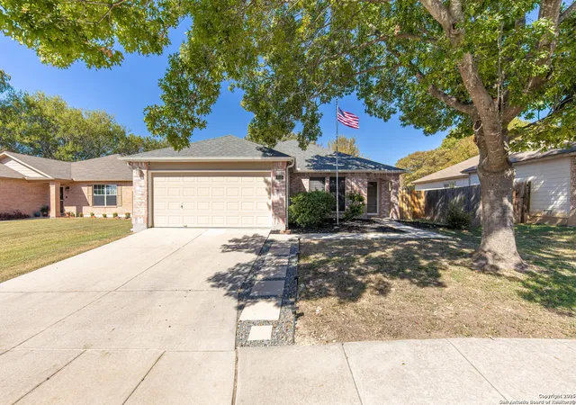 Photo 1 of Sale Pending at 5115 Spring Brg, San Antonio, TX 78247 | MLS# 1923181 | Listing updated on 2026-01-22