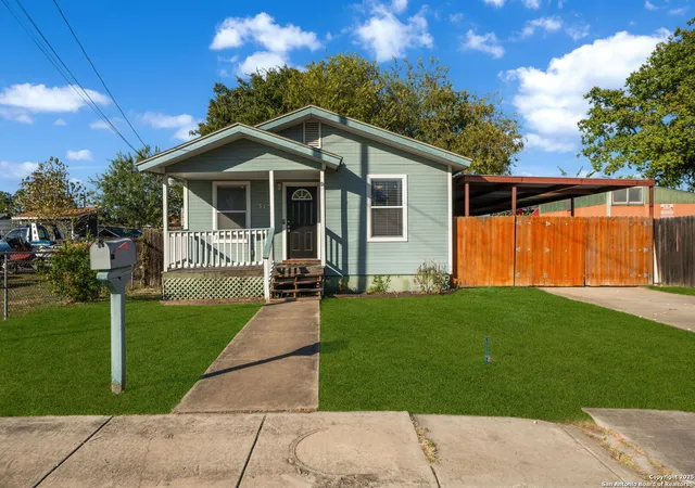 2nd image of 315 W Emerson, San Antonio, TX 78226 | MLS# 1923244
