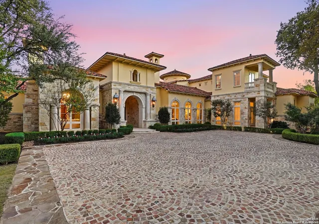 Photo 1 of Mansion for sale at 136 S Tower Dr, San Antonio, TX 78232 | MLS# 1923272 | Listing updated on 2025-11-26